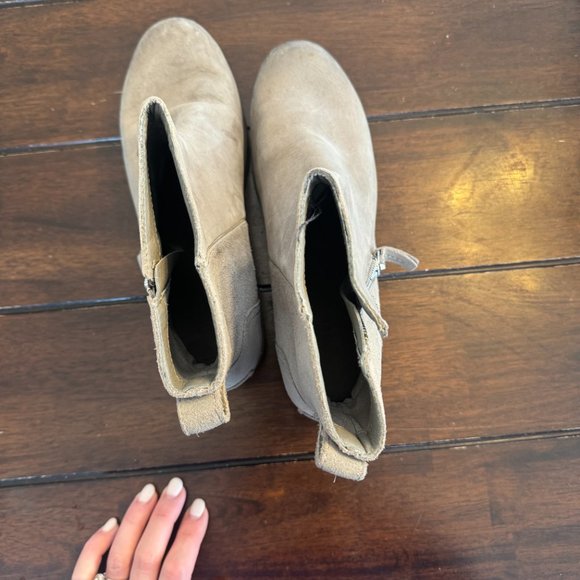 Sorel Emelie Gray Side Zip Waterproof Chelsea Boot - Picture 5 of 6